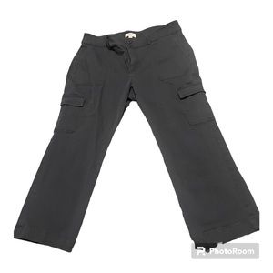Loft Outlet Petite Cargo Capri Pants